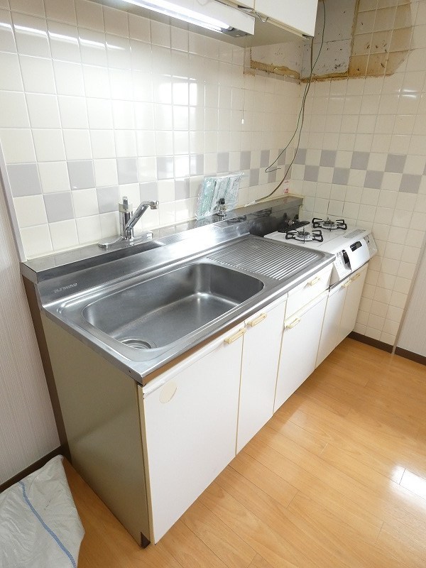 新潮通り一番館 キッチン