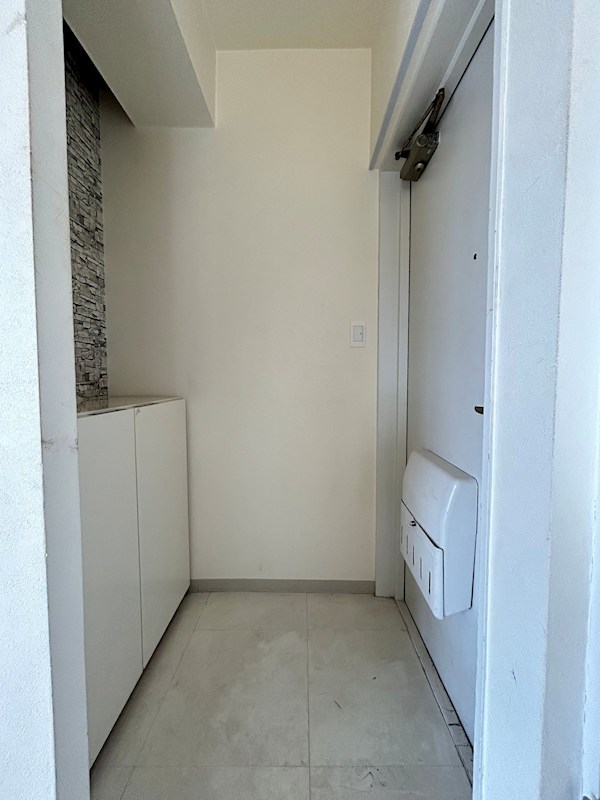 ハイホーム沖田 玄関