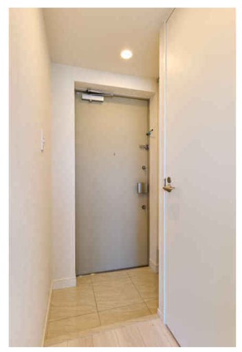 クラリティア西日暮里 玄関