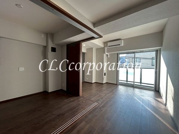 関寅ビル第10 リビング