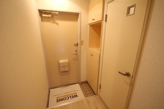 フラワーフィールドマンション 玄関