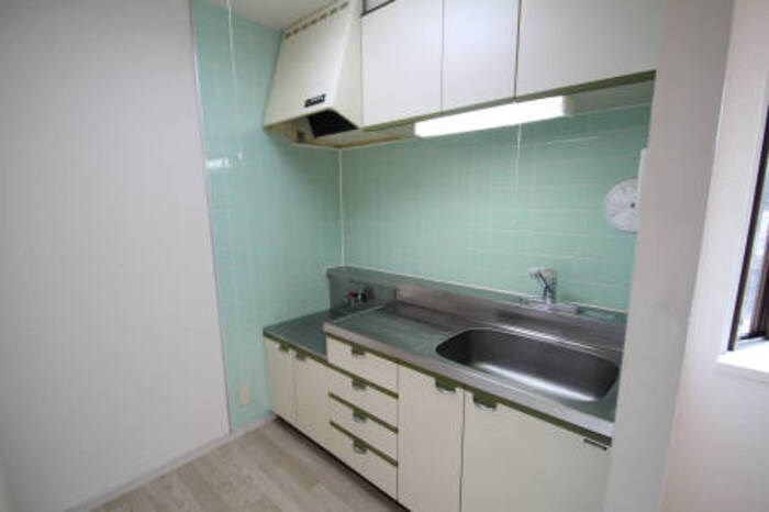 フラワーフィールドマンション キッチン