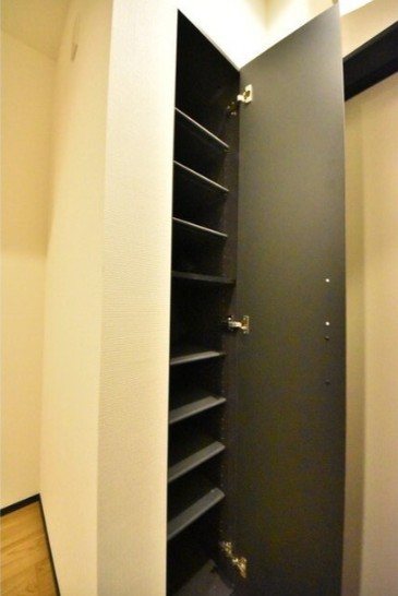 ウッドクレスト荒川レジデンス 玄関