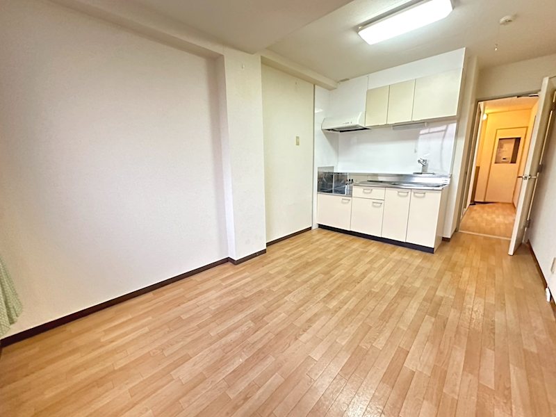 コーワエメラルドマンション リビング