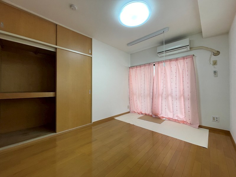 新潮通り一番館 ベッドルーム