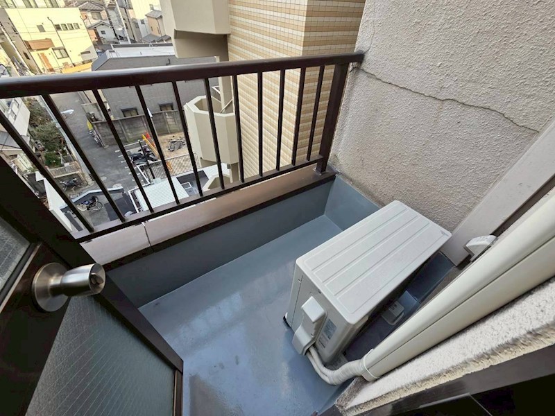 根岸ビル ベランダ