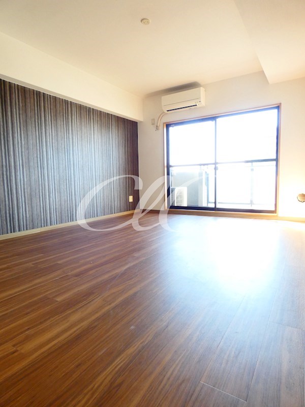 セブン・ナルケマンション リビング