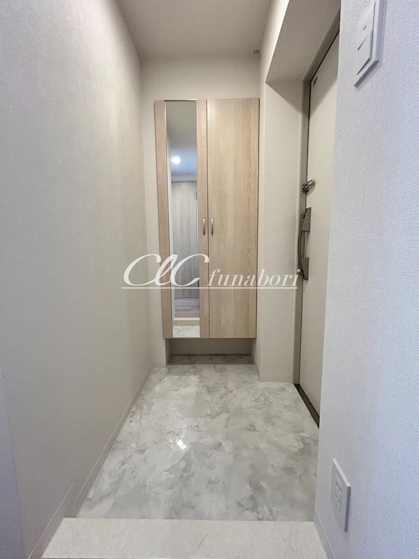 Maison Housedressing 玄関