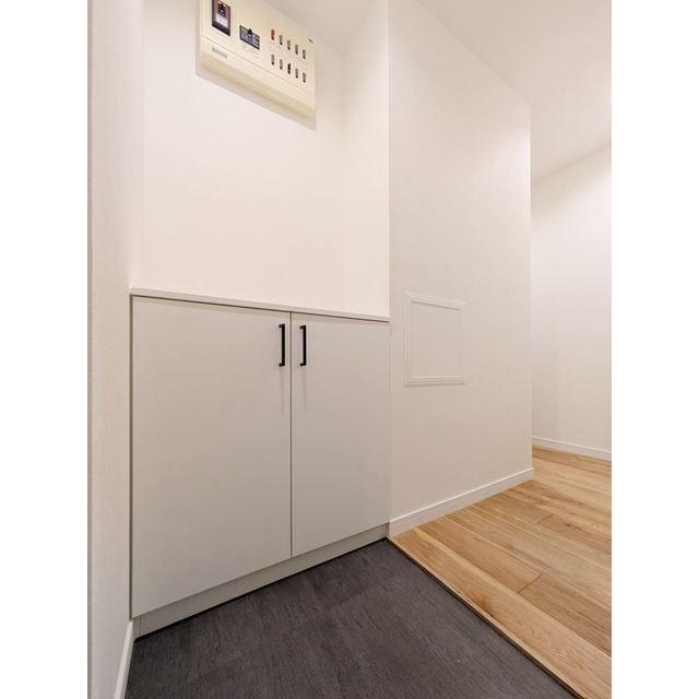 オーパスホームズ八丁堀（旧ＨＦ八丁堀レジデンスⅢ） 玄関