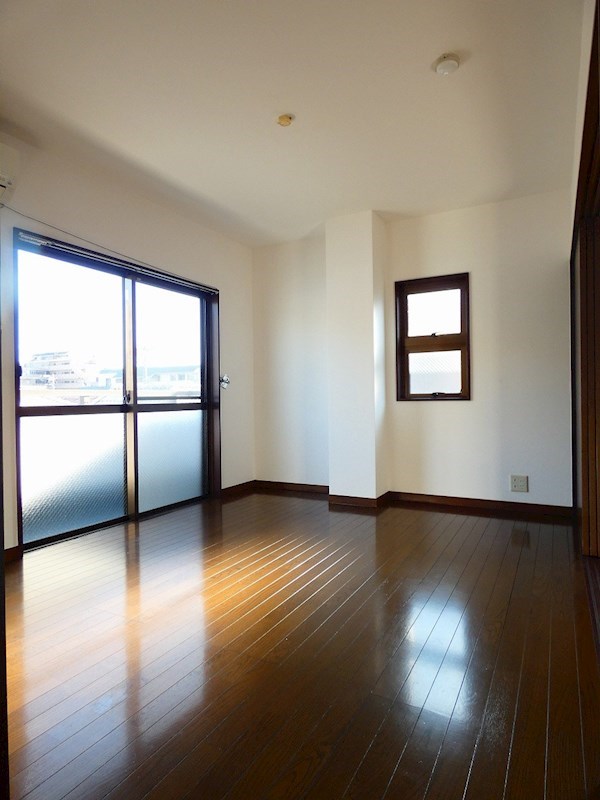 フォーシーズンＦＹ ベッドルーム