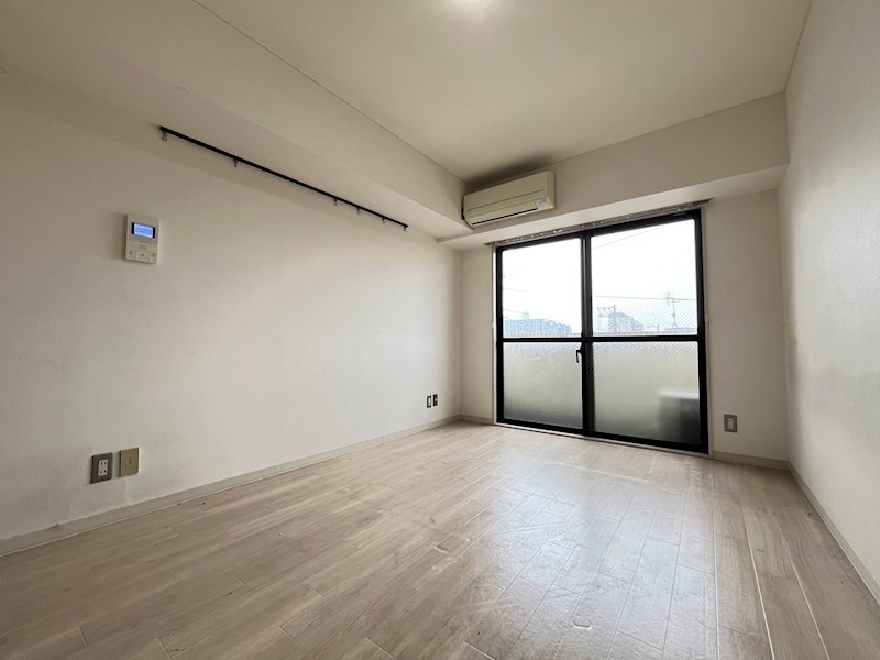 VIPSビル リビング