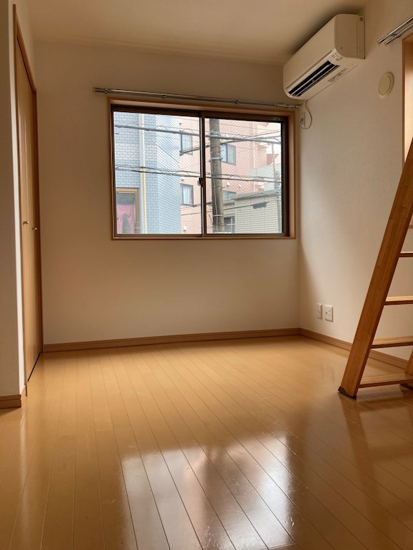 ソレイユワシオ六番館 リビング