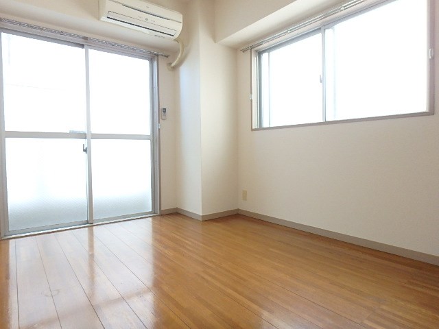 第６メゾンドヨシノ ベッドルーム