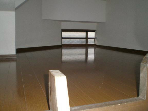 東海ビル ベッドルーム