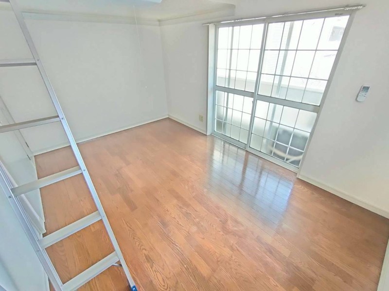 ニュー今川C リビング