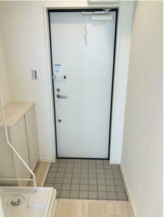 アクシスコート小岩 玄関