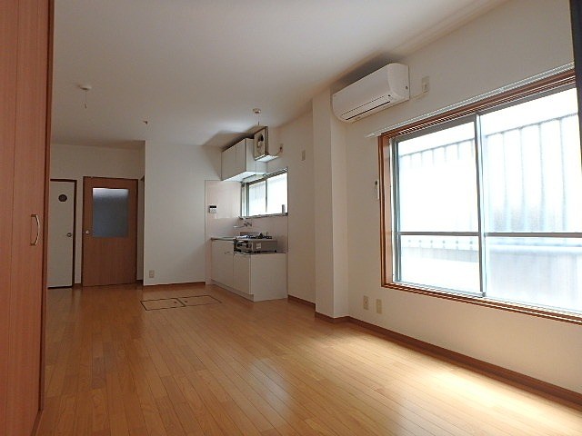 ホマレコーポ リビング