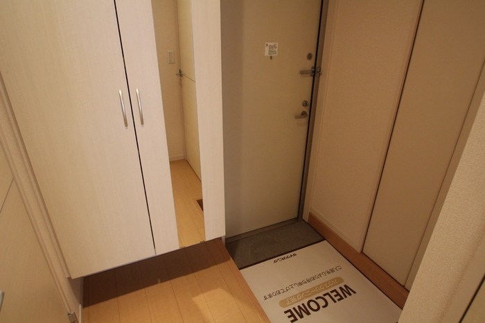 セピアコート 玄関