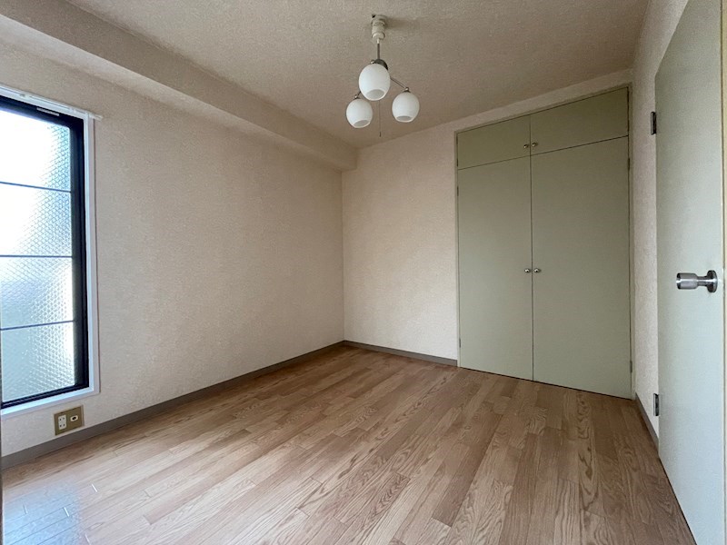 ロワイヤル東井堀12 ベッドルーム