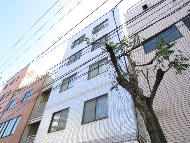 グランドアルブル 201号室 外観