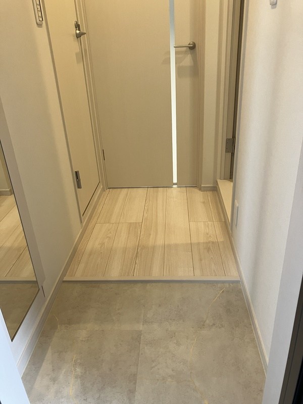 IRIS　COURT　TX六町 玄関