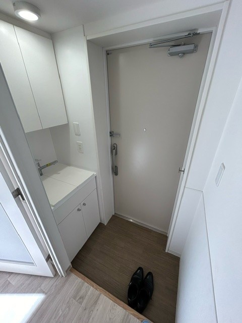 アルモニーア  玄関