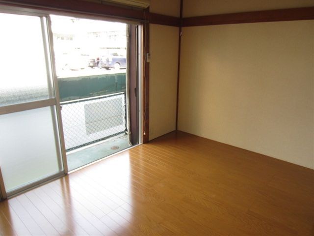 第一コーポ保木間 リビング