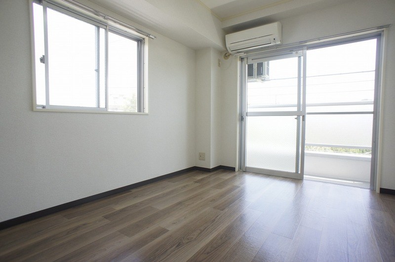 浅利ハイツ ベッドルーム