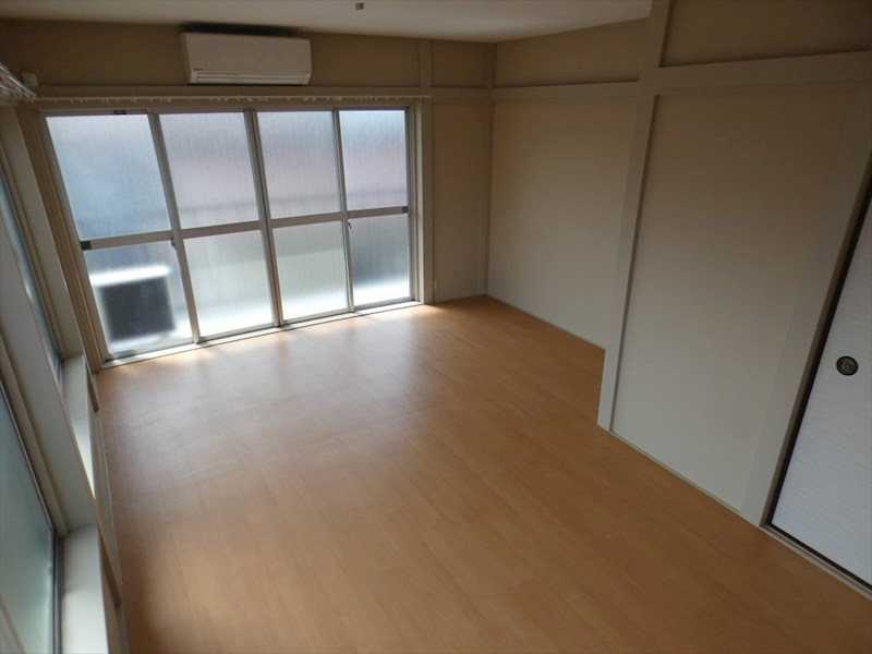 帰燕マンション リビング