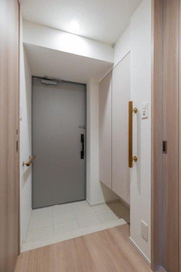 ORSUS　三ノ輪 玄関