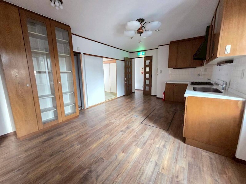 根岸ビル リビング