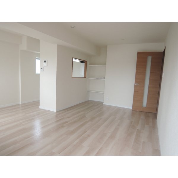 第一スカイハイツ足立   リビング