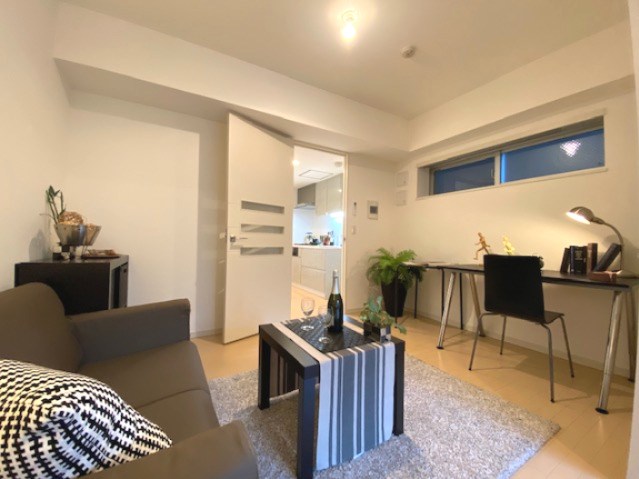 プライムアーバン日本橋横山町 リビング