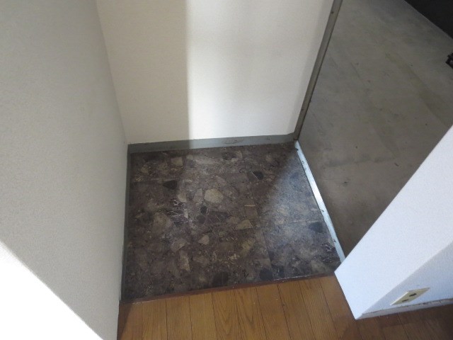 小平ビル   玄関