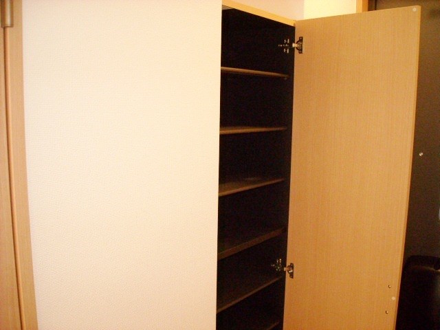 エコステージ王子神谷 玄関