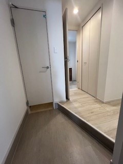 ヴィラ新小岩 玄関