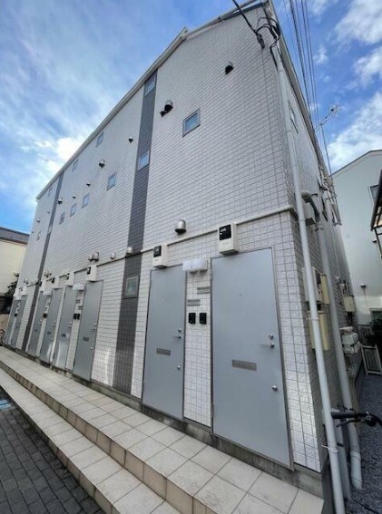 Ｇｌａｎｚ王子ＷＥＳＴ 外観