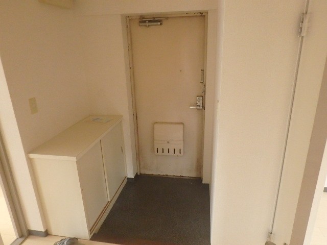 メゾンモリ 玄関