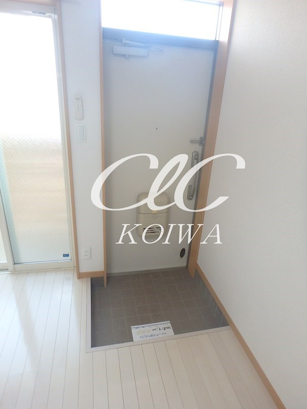 アムール　クールダンジュ 玄関