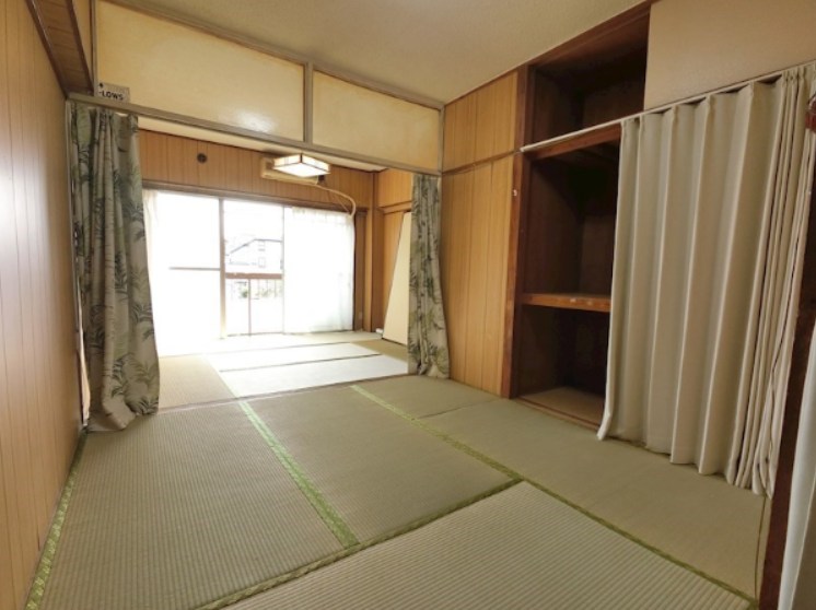 えいりハイツ リビング