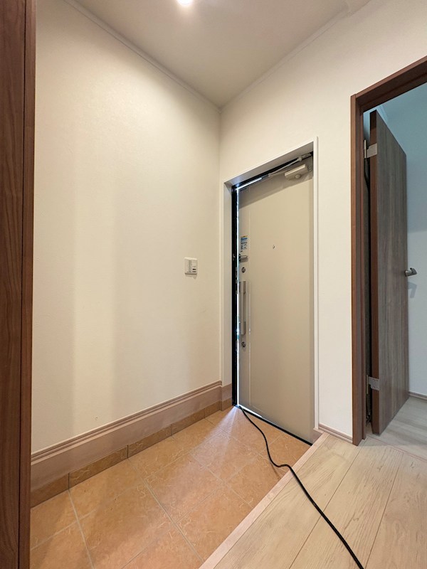 mi patio A棟 玄関