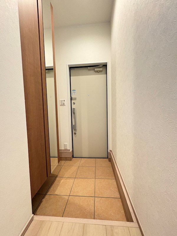 mi patio A棟 玄関