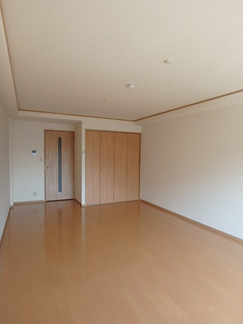 市川ハイム ベッドルーム