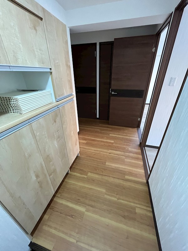 祥日南砂ＢＬＤＧ 玄関