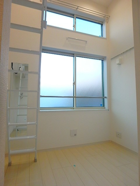 ガーデン平井    リビング