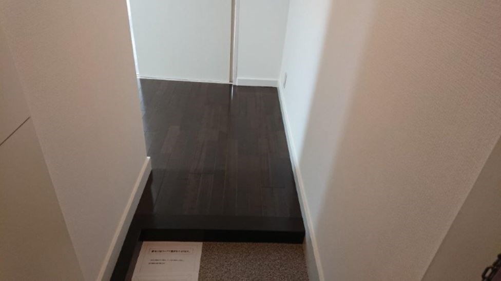 シャンボール大和郷 玄関