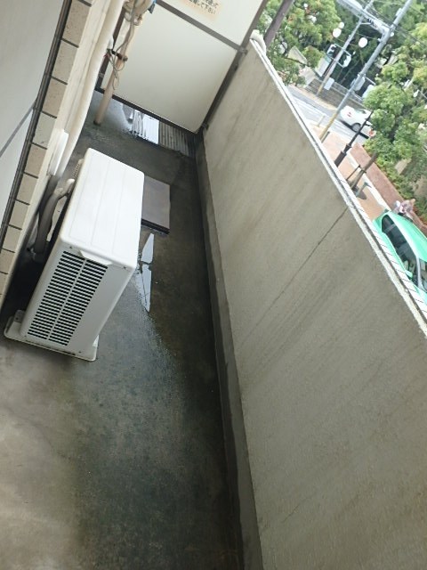 リバーリッチ第２川富ビル ベランダ