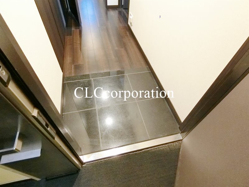 レジディア日本橋馬喰町Ⅲ 玄関