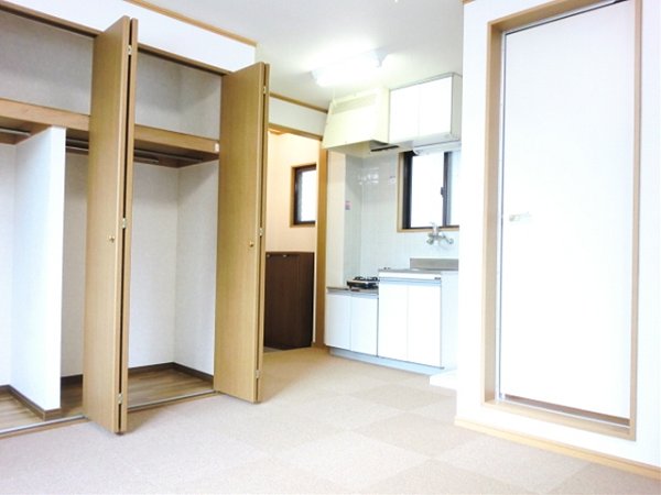 コーポ高橋Ⅱ   ベッドルーム