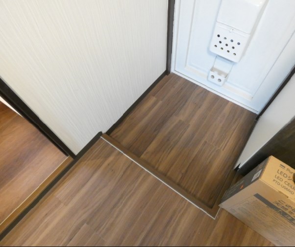 カーサフルカワ 玄関